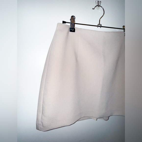 Abercrombie & fitch scarlet mini skort light taupe beige medium NWT skirt - Picture 5 of 8